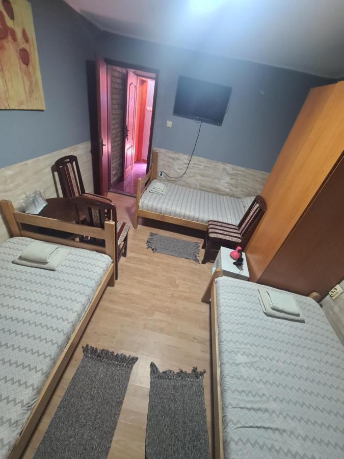 Rooms " Simke " II Subotica Exteriör bild