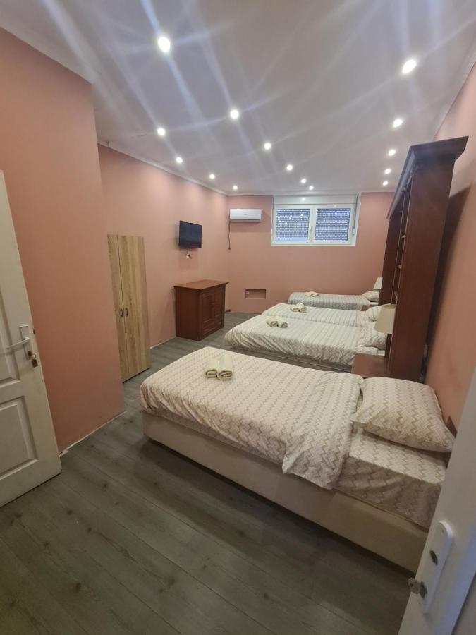 Rooms " Simke " II Subotica Exteriör bild