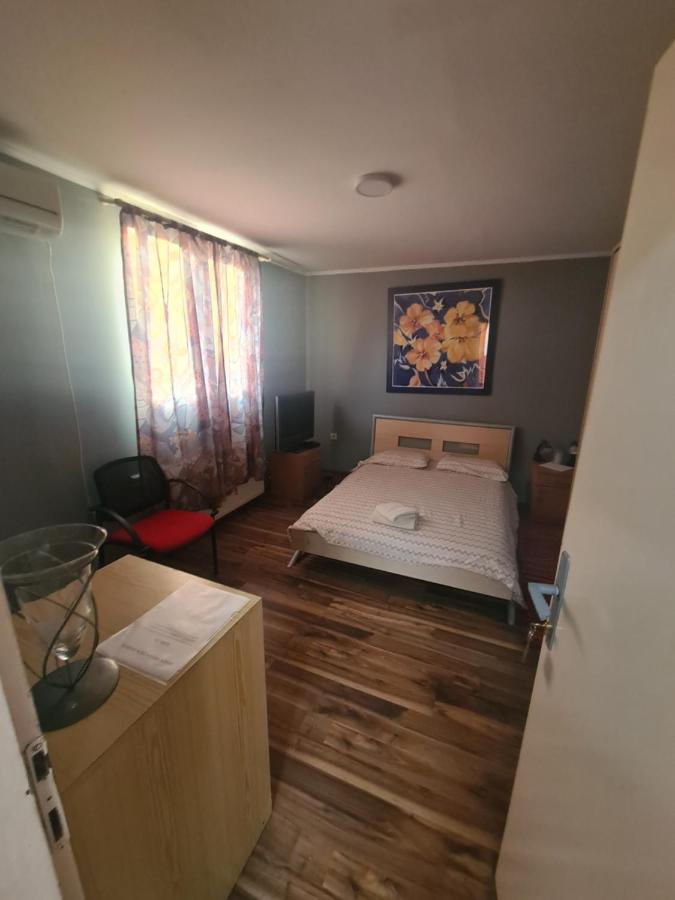 Rooms " Simke " II Subotica Exteriör bild